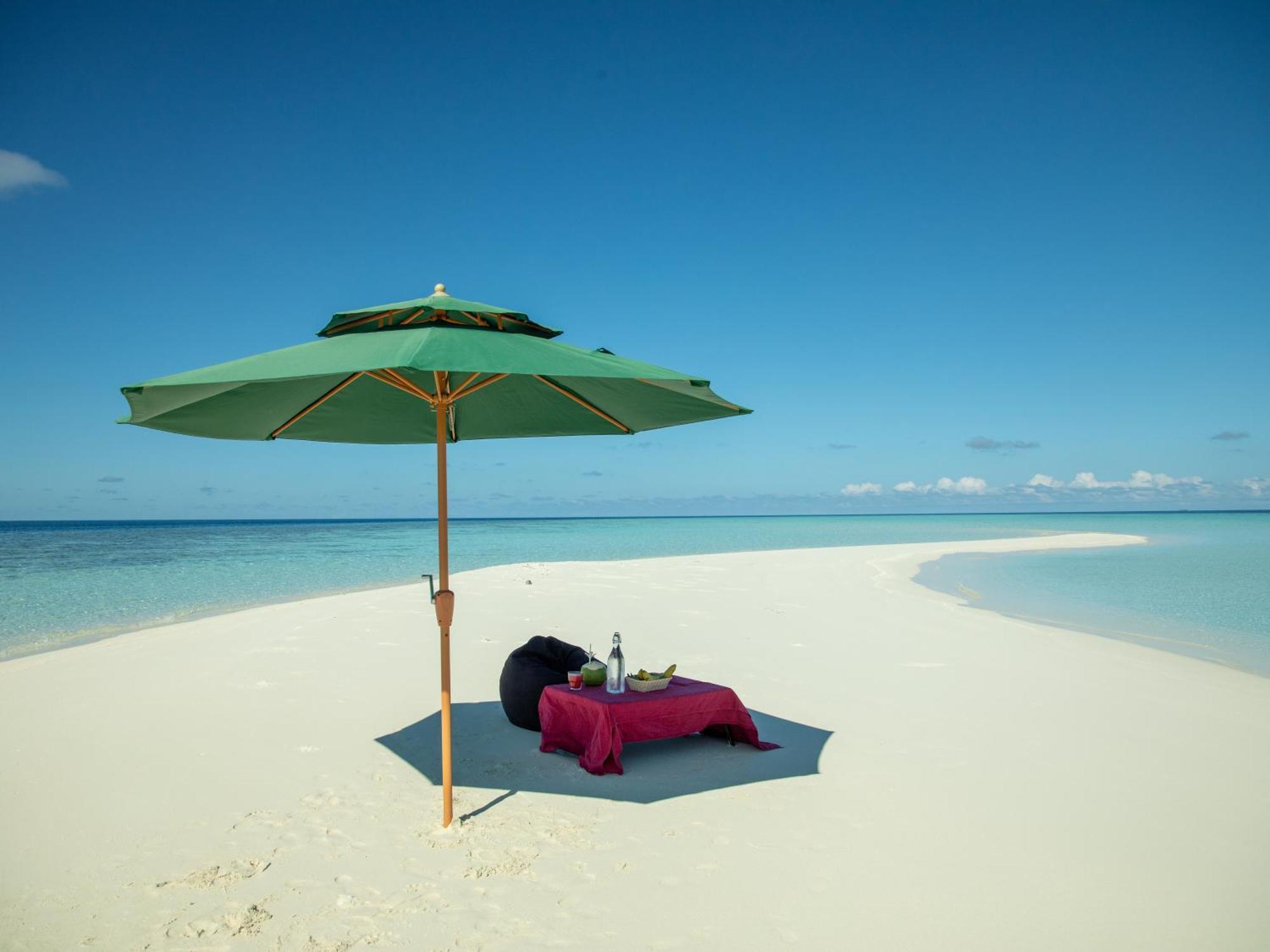 Kirulhiya Maldives Hotel Omadhoo ภายนอก รูปภาพ
