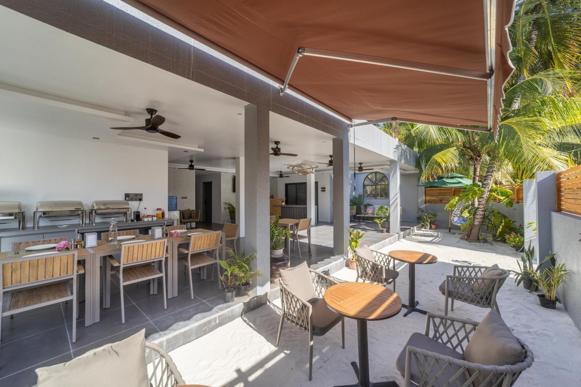Kirulhiya Maldives Hotel Omadhoo ภายนอก รูปภาพ