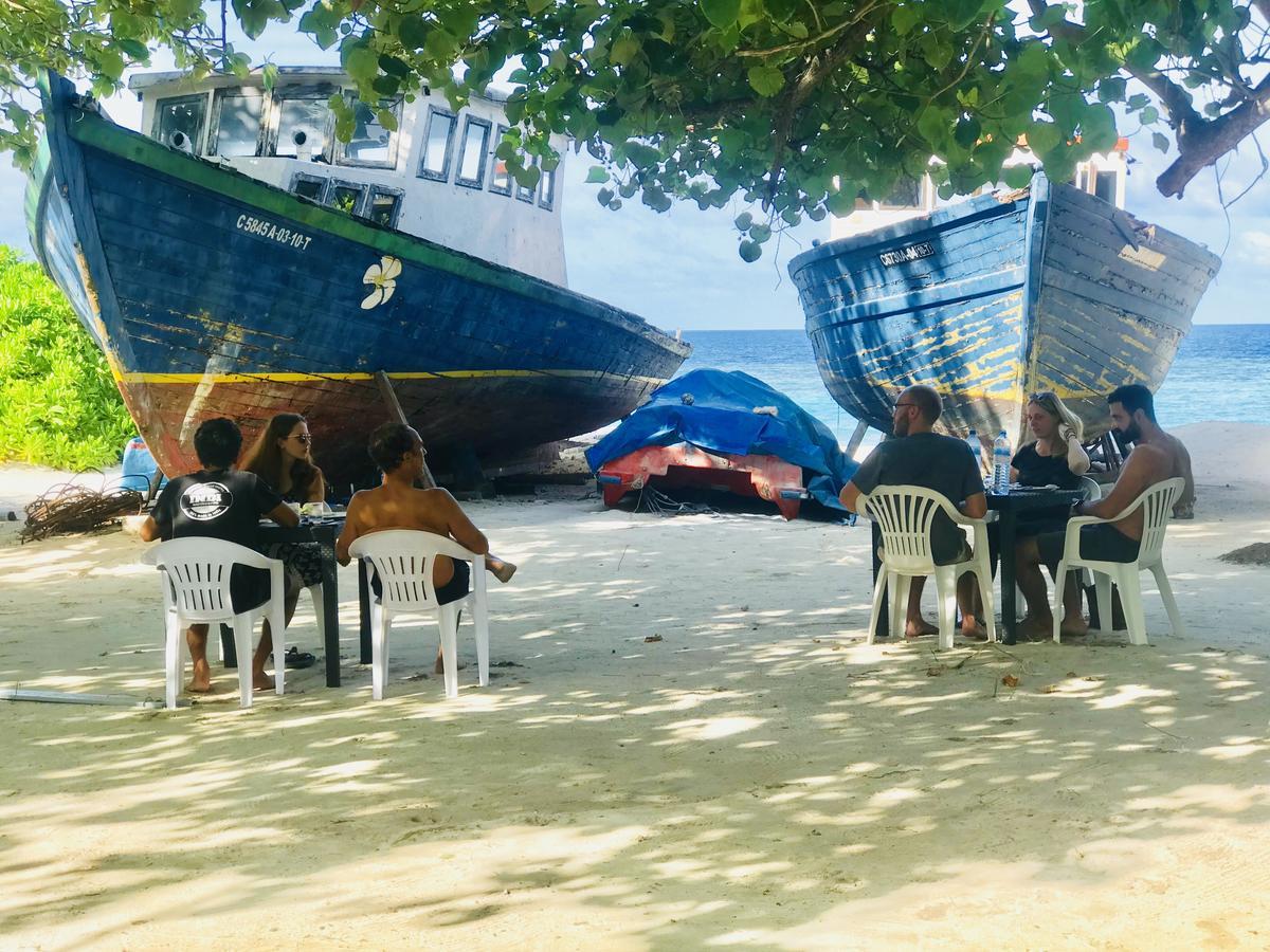 Kirulhiya Maldives Hotel Omadhoo ภายนอก รูปภาพ